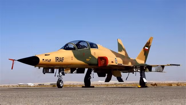 Iran ra mắt mẫu chiến đấu cơ tự chế thế hệ thứ 2 ảnh 1
