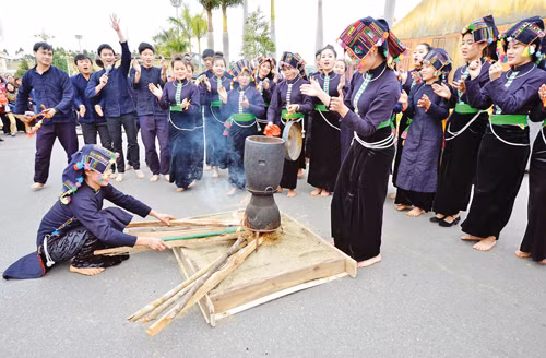 Tôn vinh văn hóa dân tộc Thái ảnh 8