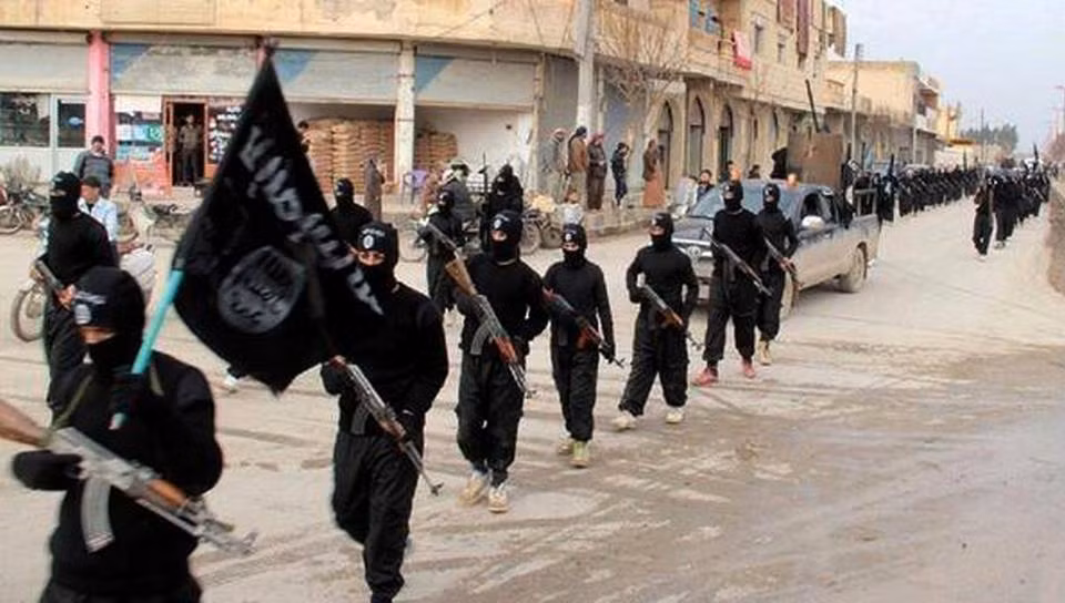 IS rút lực lượng và vũ khí khỏi Aleppo ảnh 1