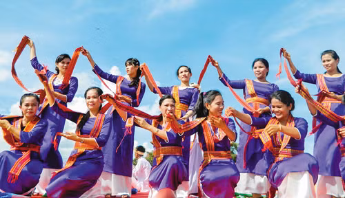 Những điệu múa truyền thống của đồng bào Chăm ảnh 4