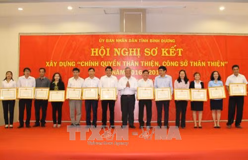 Bình Dương xây dựng mô hình 'Chính quyền thân thiện, công sở thân thiện' ảnh 1