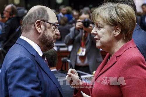 Lãnh đạo SPD đề xuất bắt đầu đàm phán lập chính phủ với Thủ tướng Merkel ảnh 1