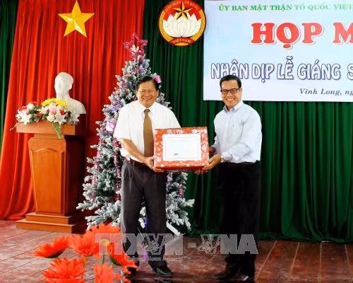 Chúc mừng đồng bào Công giáo và Tin lành nhân dịp Giáng sinh ảnh 3