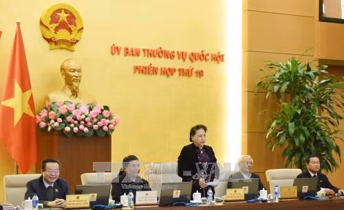 Bế mạc Phiên họp thứ 19 Ủy ban Thường vụ Quốc hội khóa XIV ảnh 1