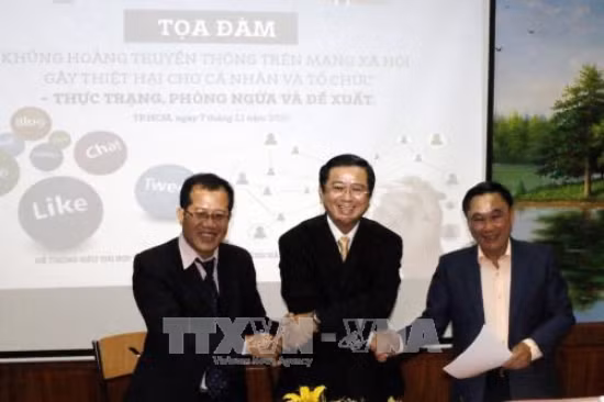 Tình trạng xuống cấp trong văn hóa 'mạng' ảnh 3