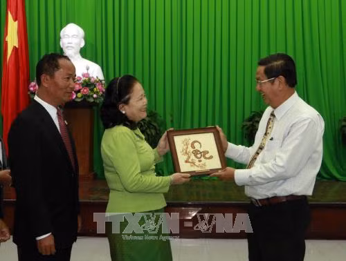 Lãnh đạo TP. Cần Thơ làm việc với đoàn Bộ Lễ nghi và Tôn giáo Campuchia ảnh 1