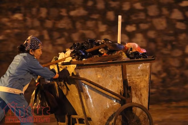 Gồng mình lo 'cơm áo, gạo tiền' trong đêm lạnh ảnh 5