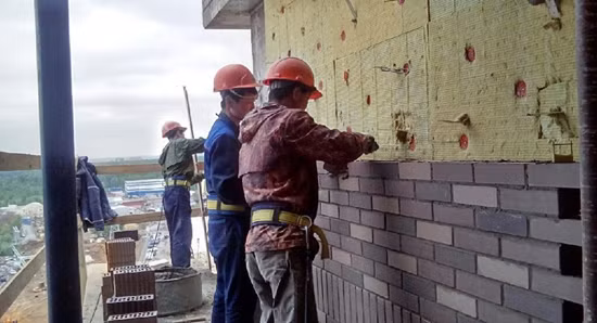 Thu nhập bình quân của người dân Triều Tiên tăng lên ảnh 1