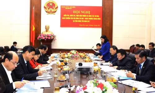 Công tác thi đua khen thưởng cần hướng mạnh về cơ sở ảnh 1