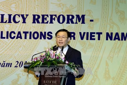  Nên có hệ thống lương chung và dùng phụ cấp để ưu đãi đối tượng đặc thù ảnh 1