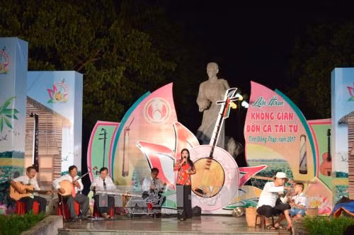 Gần 200 nghệ nhân tham gia Liên hoan không gian Đờn ca Tài tử tỉnh Đồng Tháp năm 2017 ảnh 1