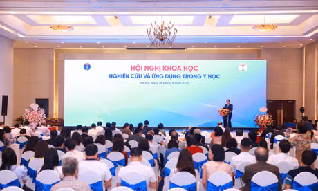 Hội nghị khoa học với chủ đề Nghiên cứu và ứng dụng trong y học do Tổng Hội y học Việt Nam tổ chức.