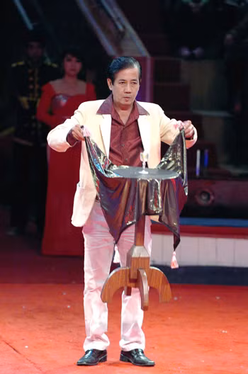 Liên hoan Ảo thuật chuyên nghiệp toàn quốc lần 2- 2012 ảnh 3