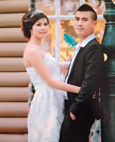 Tiền vệ Quốc Hiền cưới vợ đúng dịp đầu năm 2013 ảnh 3