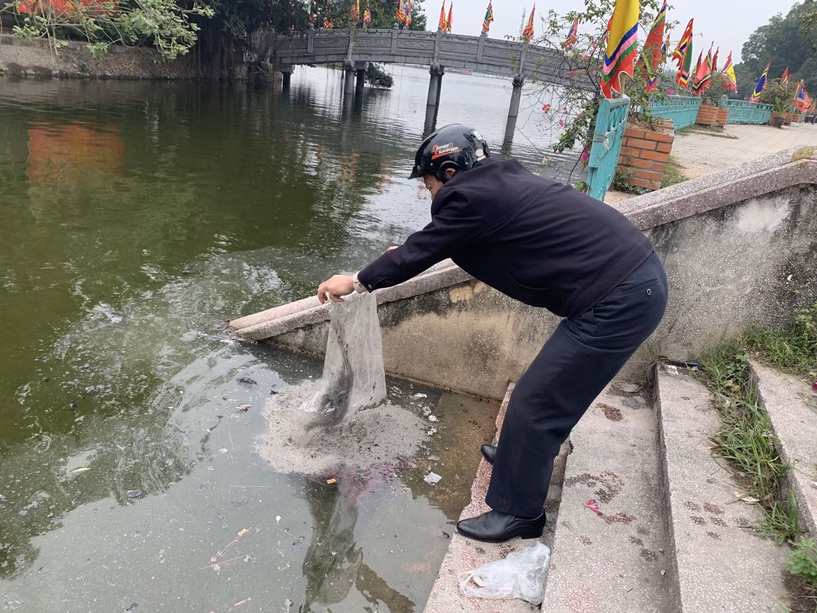 Chú thích ảnh
