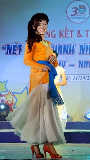 Nét đẹp thanh niên công nhân ảnh 4