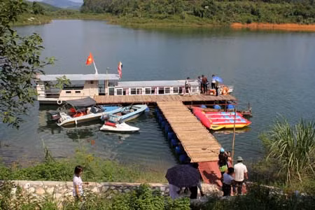 Mênh mang Thác Bà ảnh 2