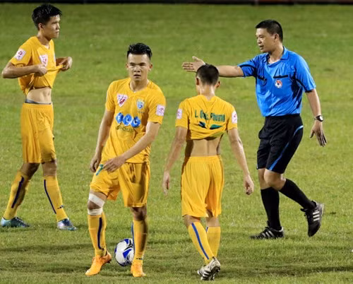 Chấn chỉnh công tác điều hành V-League 2016 ảnh 1