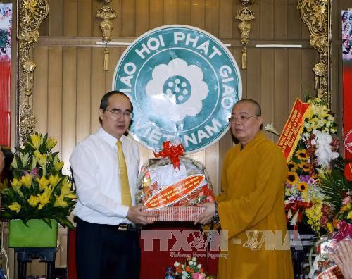 Đồng chí Nguyễn Thiện Nhân chúc mừng Giáo hội Phật giáo Việt Nam ảnh 1