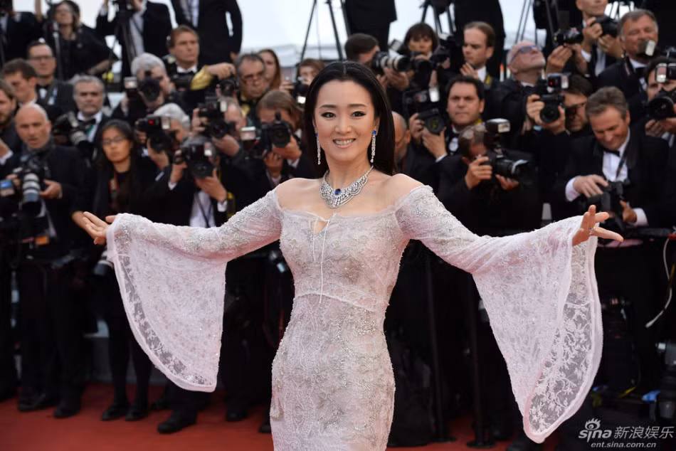 Minh tinh thế giới "thiêu đốt" thảm đỏ Cannes ảnh 13
