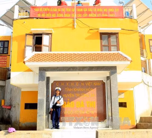 Hải trình đưa lá phiếu đến Trường Sa ảnh 2