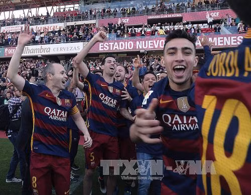 Barcelona vô địch La Liga ảnh 1
