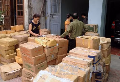 Quảng Ninh liên tiếp bắt giữ trên 4 tấn thực phẩm "bẩn" ảnh 1