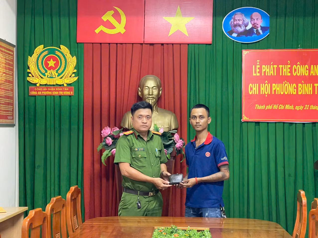 Chú thích ảnh