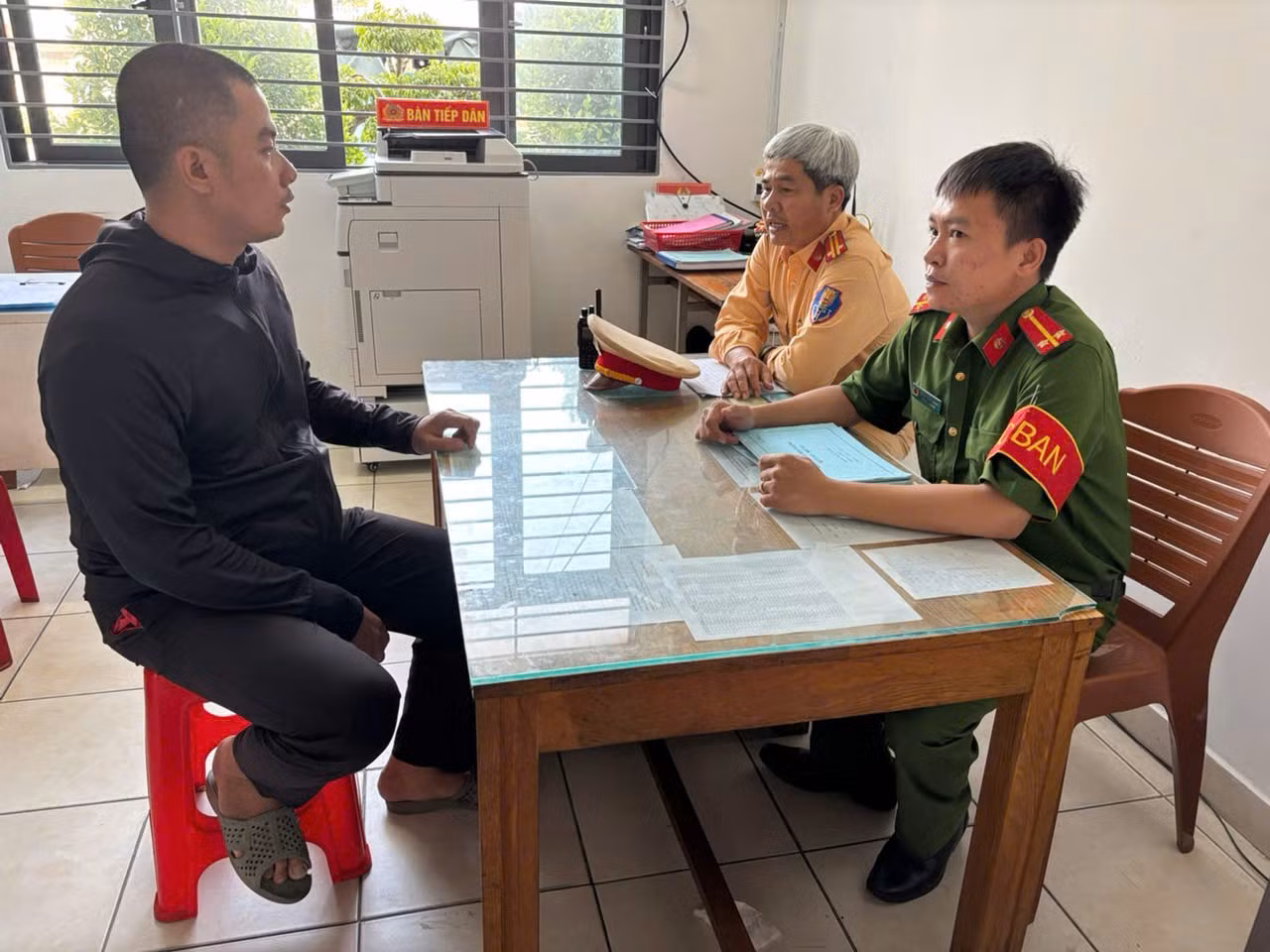 Chú thích ảnh