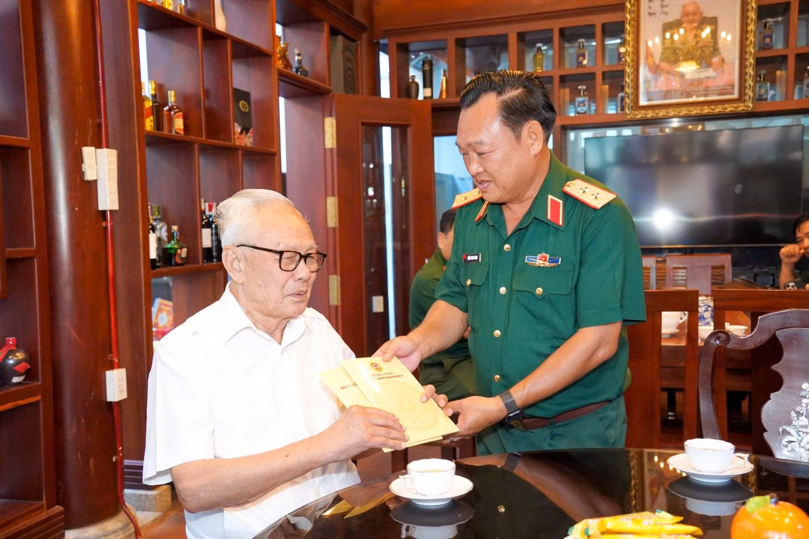 Chú thích ảnh
