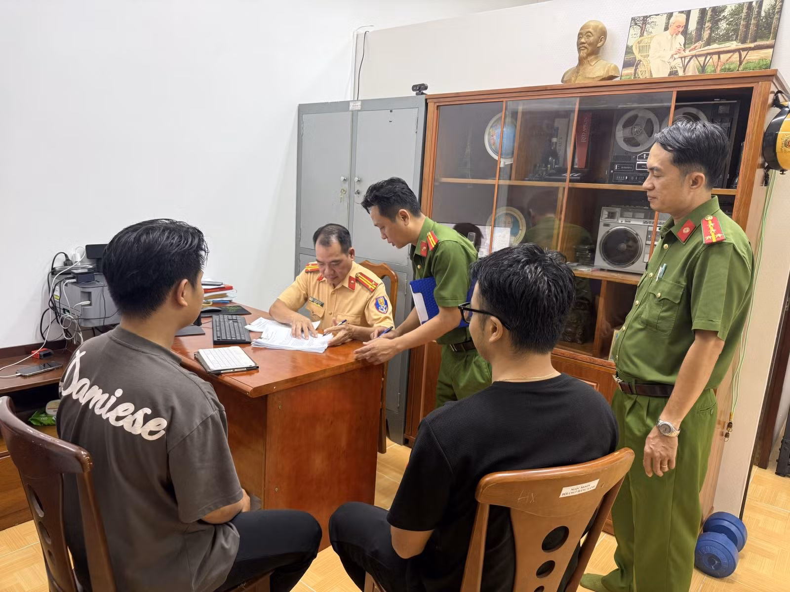 Chú thích ảnh