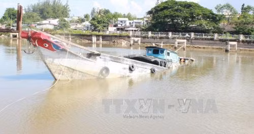 Hai người may mắn thoát nạn vụ chìm ghe trên sông Bạc Liêu - Cà Mau ảnh 1