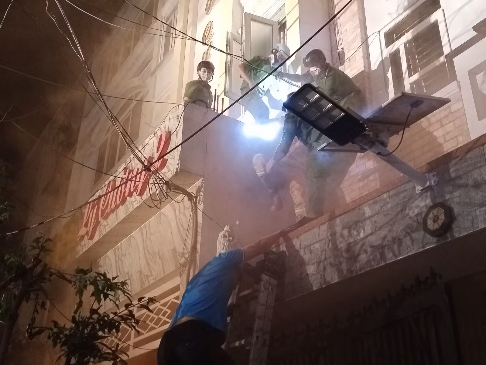 Chú thích ảnh