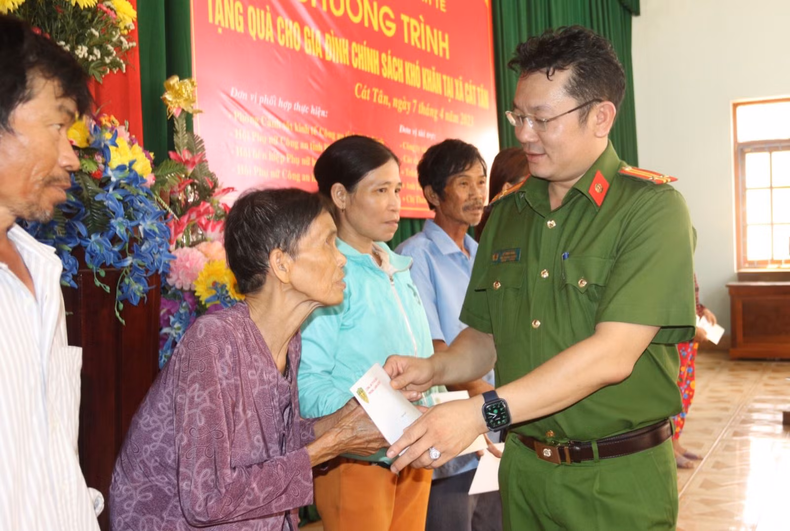 Chú thích ảnh
