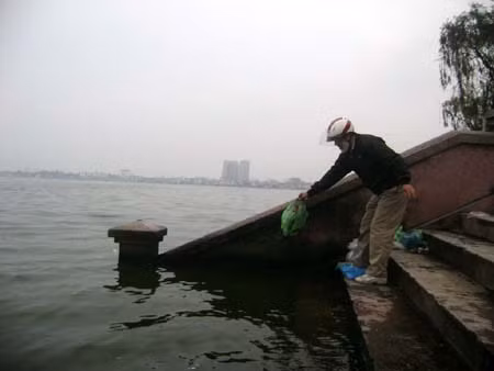 Giữ nét đẹp trong ngày tiễn ông Công, ông Táo ảnh 2