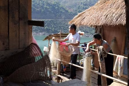 Nhiều hộ dân lấn chiếm khu vành đai thủy điện Sơn La ảnh 1
