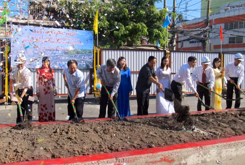 TP. HCM khởi công xây cầu vượt thép thứ ba ảnh 1