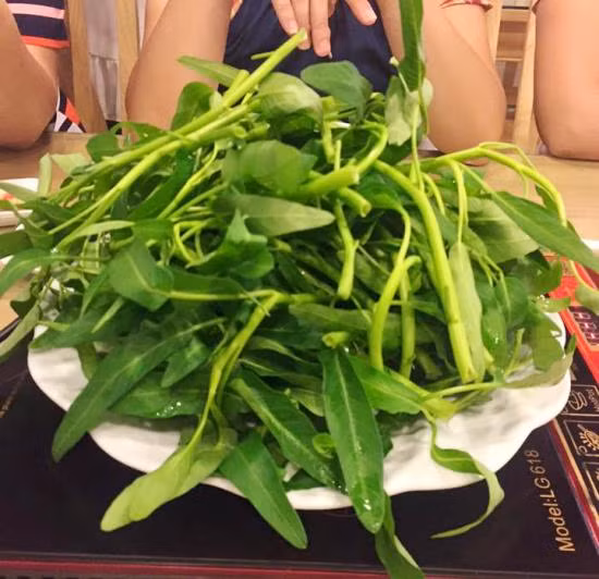 “Món ngon Hải Phòng” giữa lòng Hà Nội ảnh 4
