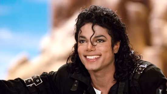 "Vua nhạc Pop" Michael Jackson vẫn đình đám sau khi qua đời ảnh 1