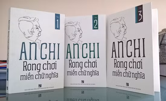 Sách mới: “Rong chơi miền chữ nghĩa” ảnh 1