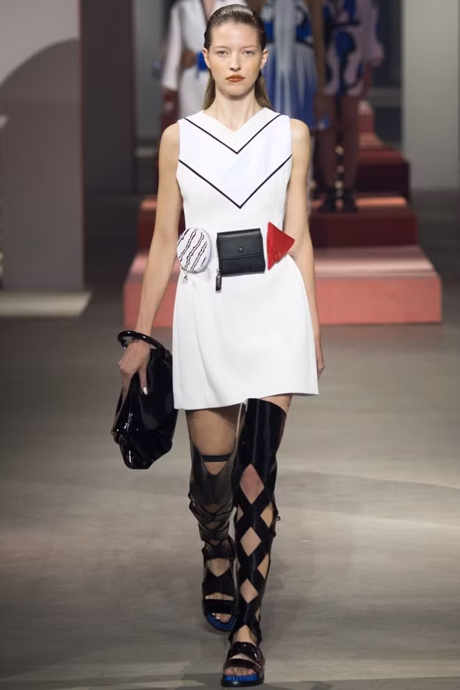 Thời trang cao cấp Kenzo và Hugo Boss đổ bộ ảnh 3