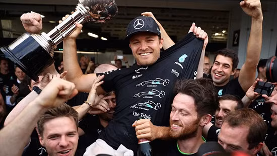 Mercedes vô đối tại F1 - 2016 ảnh 2
