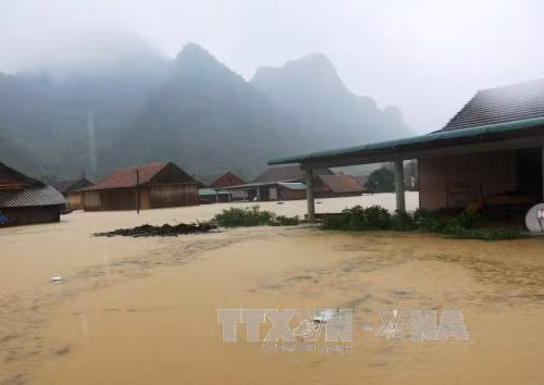 Hình ảnh mưa lũ gây thiệt hại nặng nề tại Quảng Bình ảnh 3