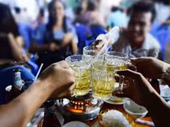 Khi ăn nhậu trở thành “văn hóa” ảnh 1