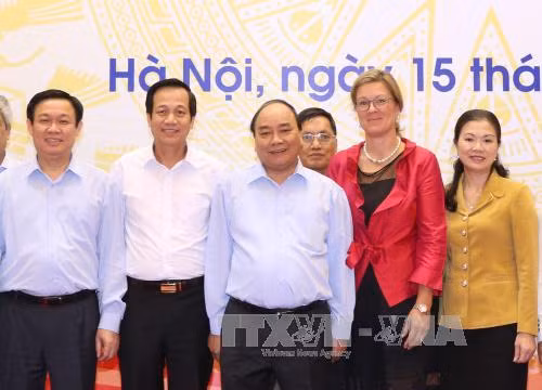Thủ tướng Nguyễn Xuân Phúc nhắn tin ủng hộ người nghèo ảnh 3