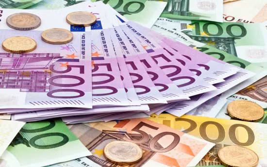 Chủ nhân giải Nobel Kinh tế dự báo Eurozone tan rã ảnh 1