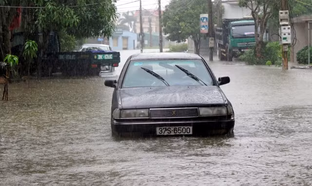 Miền Trung trắng nước mưa lũ ảnh 4