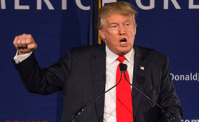 Clinton-Trump “so găng” trận cuối: Mỹ sắp đối mặt cục diện nguy hiểm ảnh 1