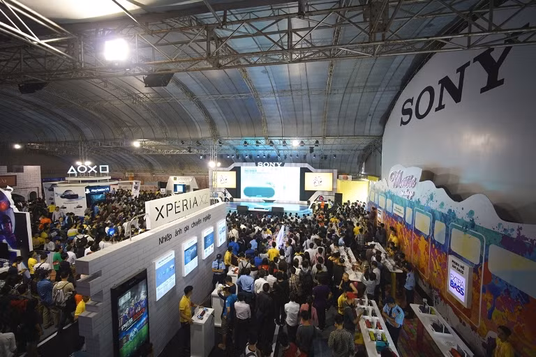  Vincom Mega Mall Royal City bùng nổ với Sony Show 2016 ảnh 5