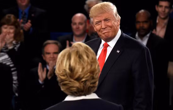 Ông Trump bẽn lẽn nhận lỗi về phát ngôn xúc phạm phụ nữ ảnh 1